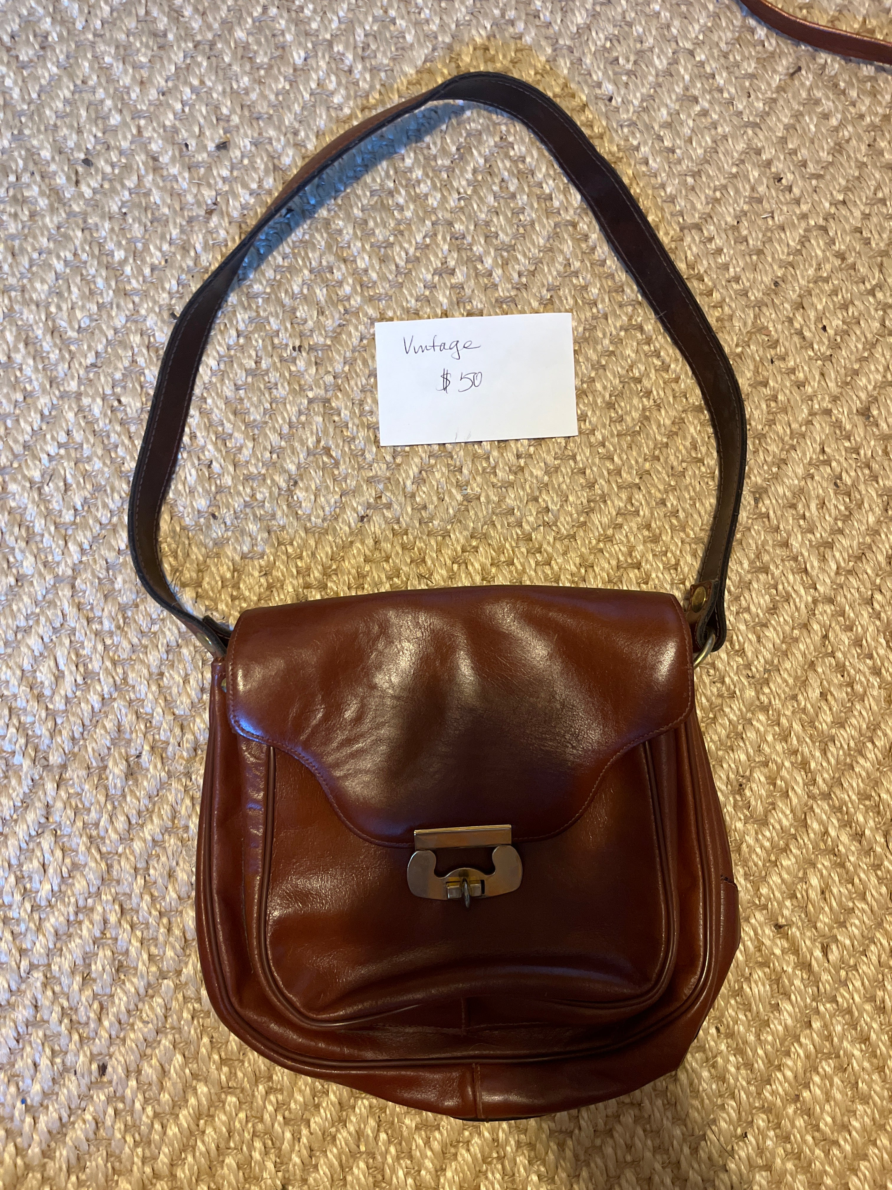Vintage brown leather Purse pfg