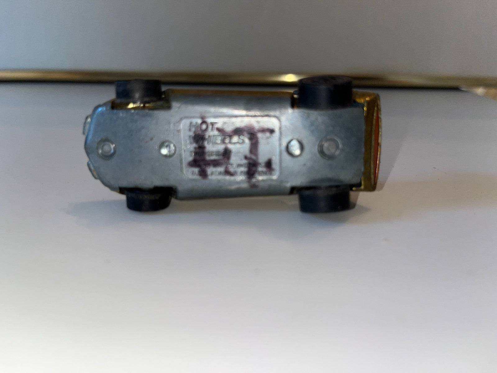 Vintage Mattel Hot Wheels Redline 1968 Turbofire Gold USA and medallion