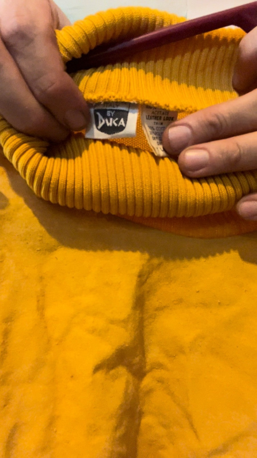 Vintage DUKA Registered Look Mustard Cotton Turtleneck Hong Kong XL 80s 90s
