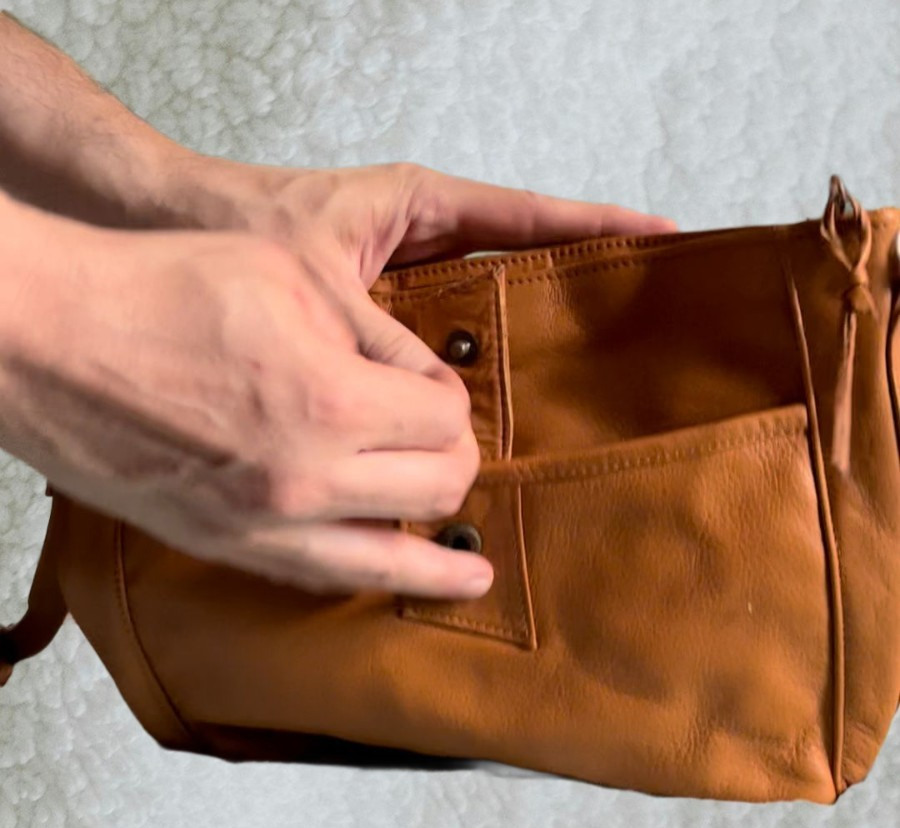 Vintage 1990s Brown Leather Crossbody Bag