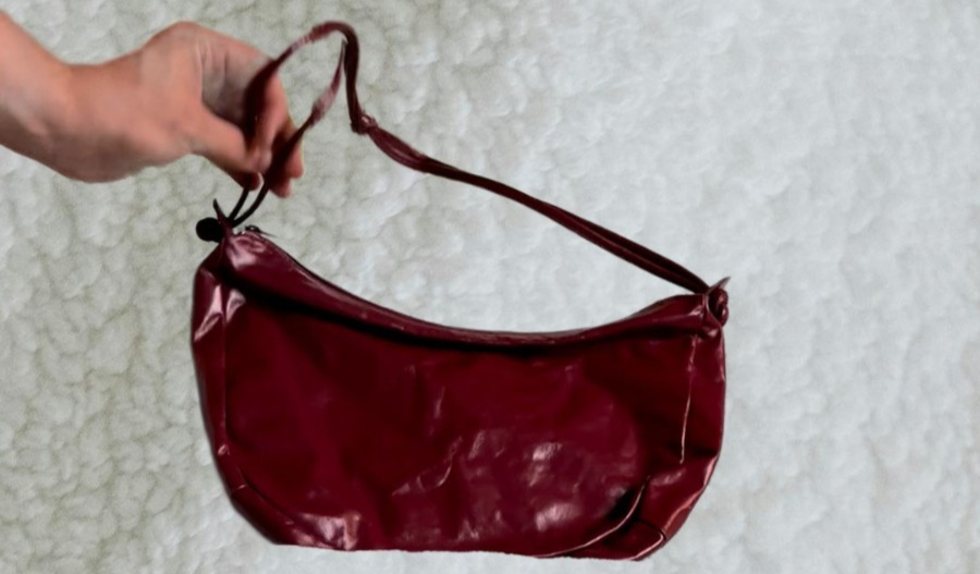 Vintage Burgundy Faux‑Leather Shoulder Bag — Slouchy 90s Style, Single Strap