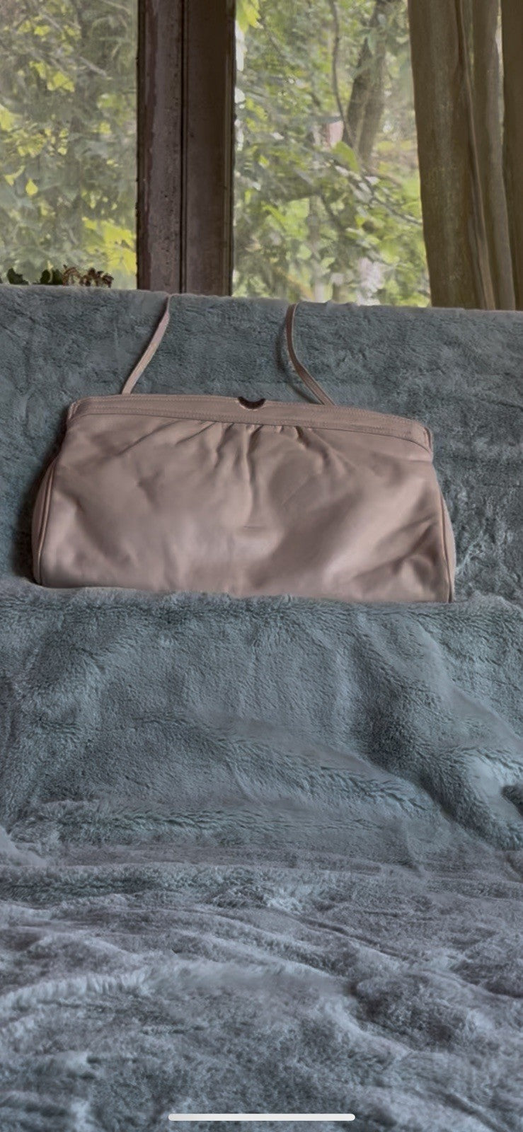 Vintage 1980s Etienne Aigner Beige Leather Shoulder Bag
