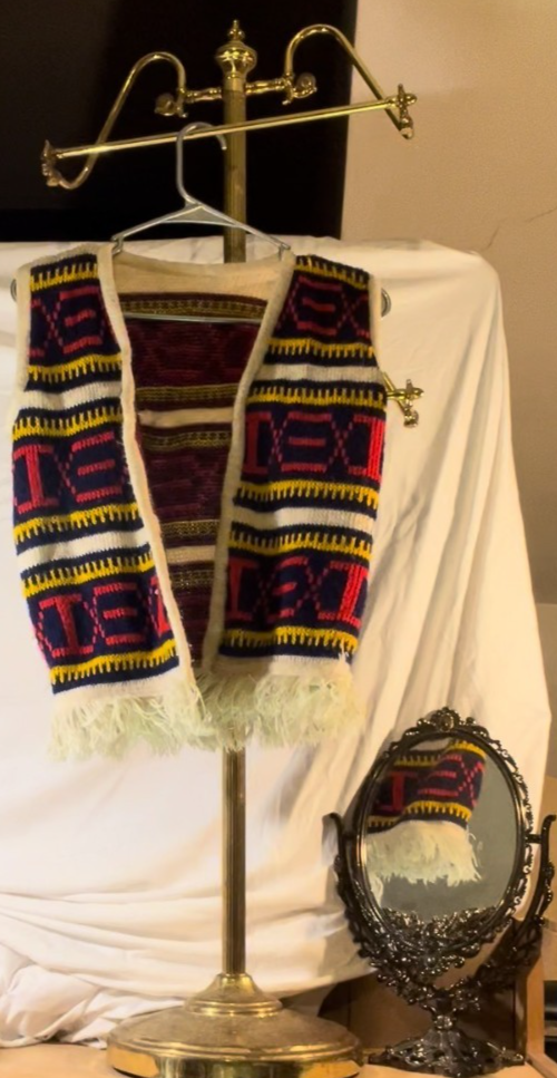Vintage 1970s Knit Wool Vest Geometric Folk Knit Fringe