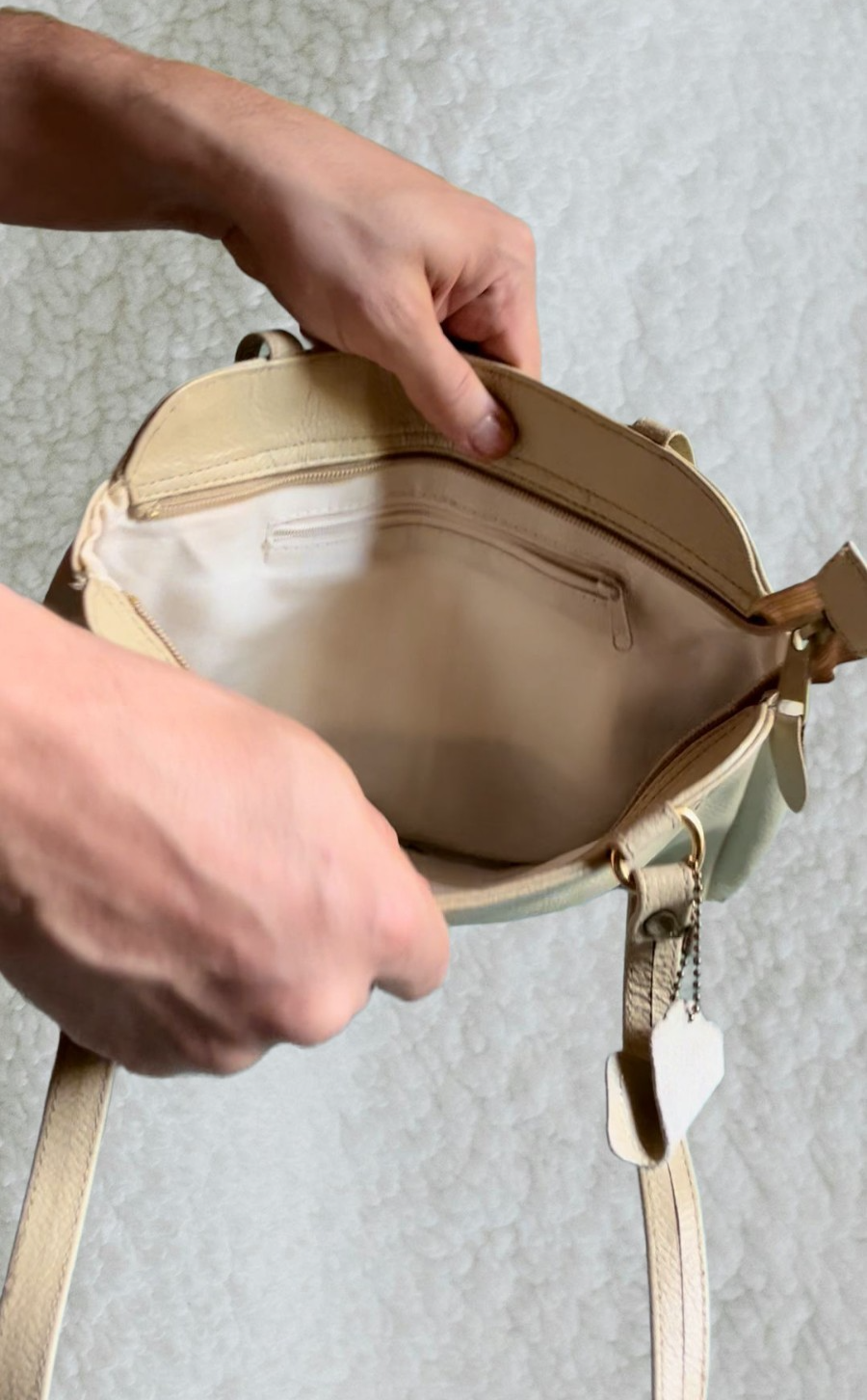 Vintage 90s Beige Leather Top‑Handle Handbag – Structured Front Pocket