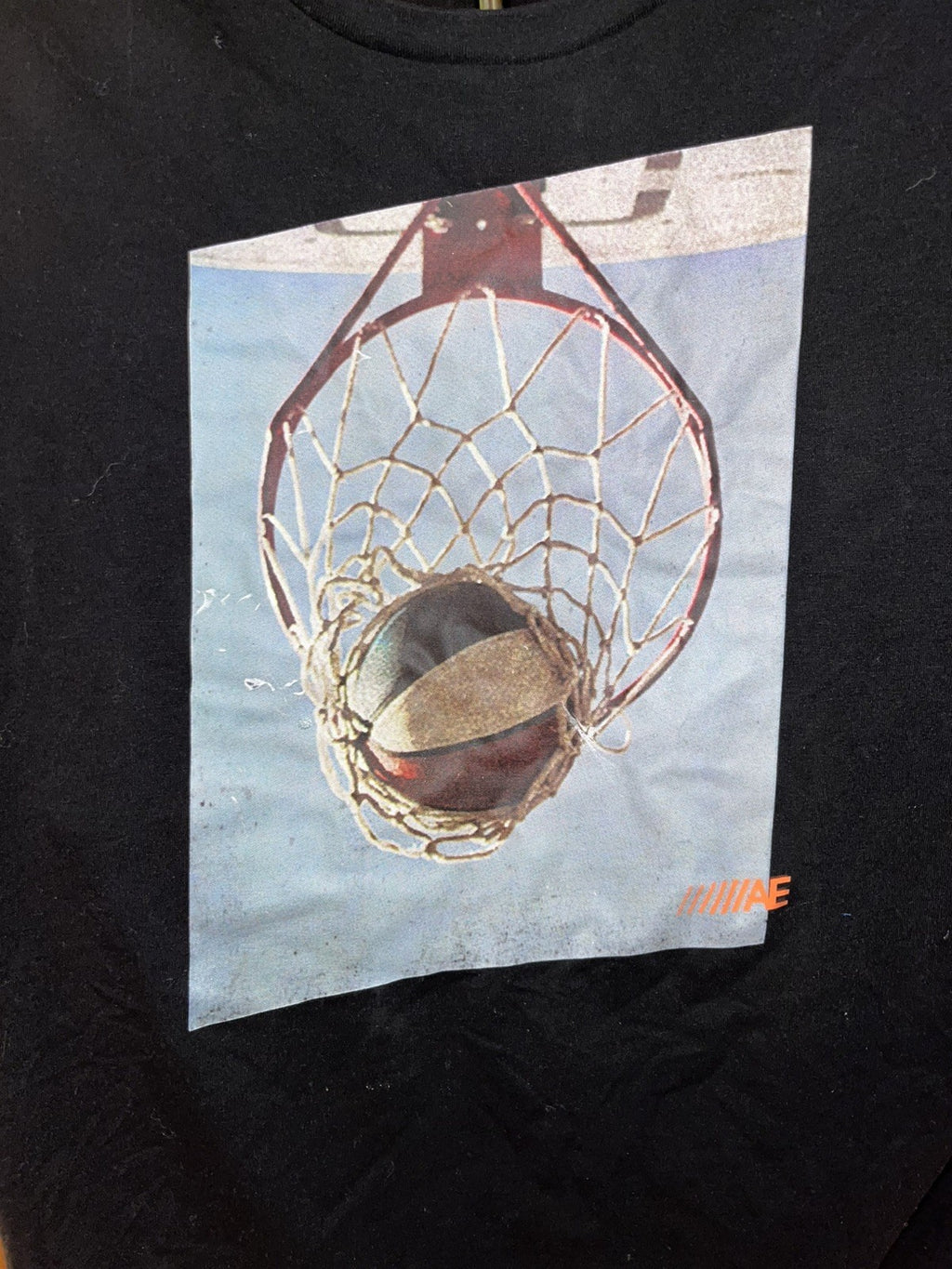 American Eagle Outfitters Basketball T-Shirt Mens Flex (L) Ball IN Rim