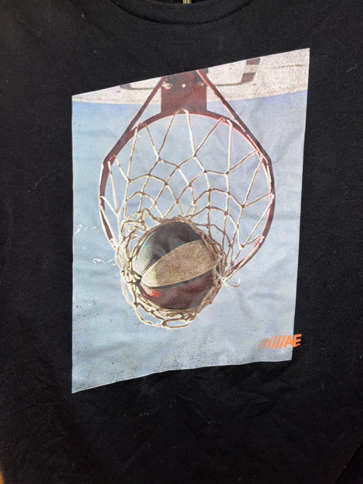 American Eagle Outfitters Basketball T-Shirt Mens Flex (L) Ball IN Rim