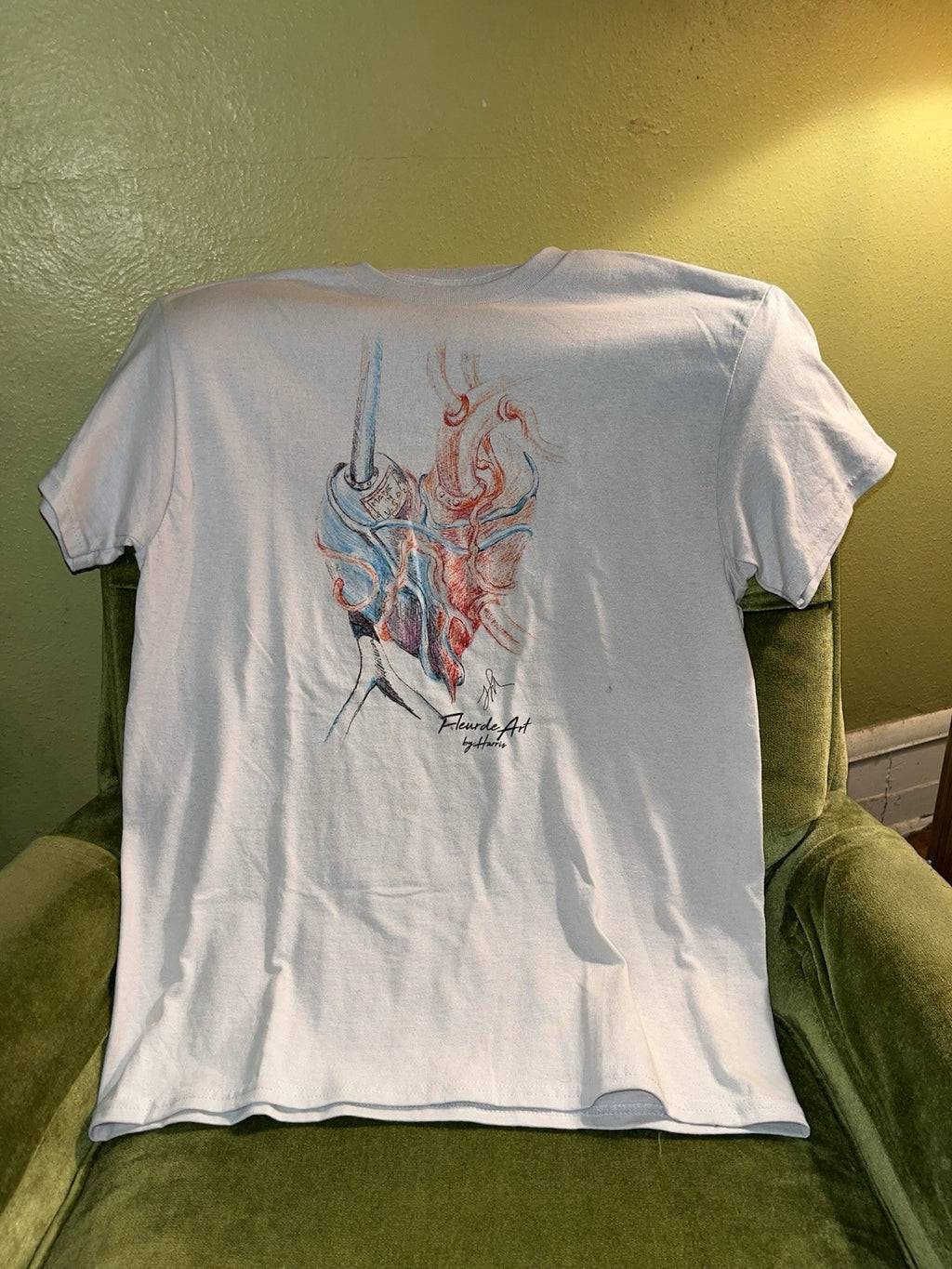 Fleurde Art by Harris Vintage Gildan Medium Heavy Cotton T Shirt
