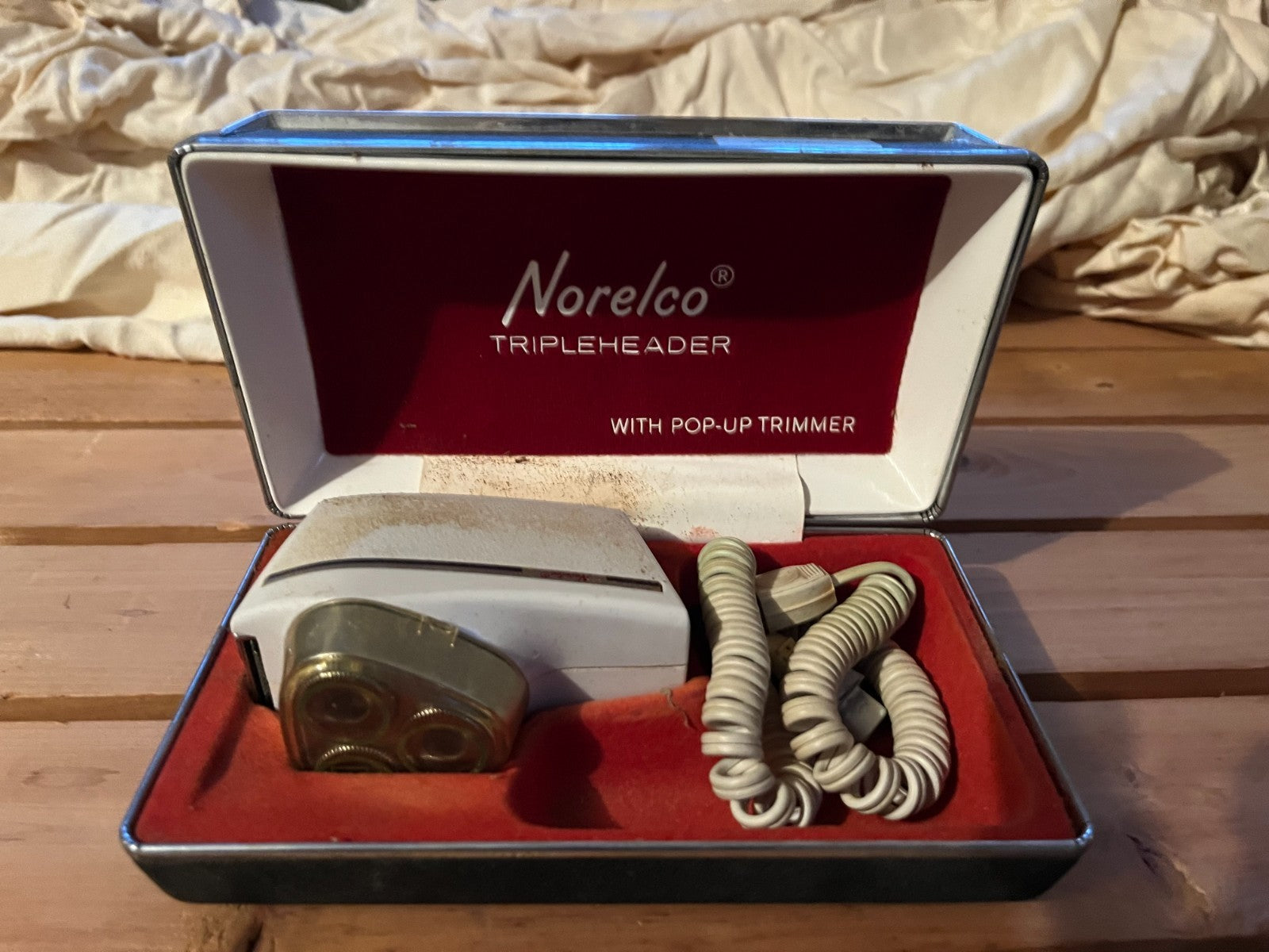 Vintage Norelco Rotary Shaver Razor Corded + Case WORKS