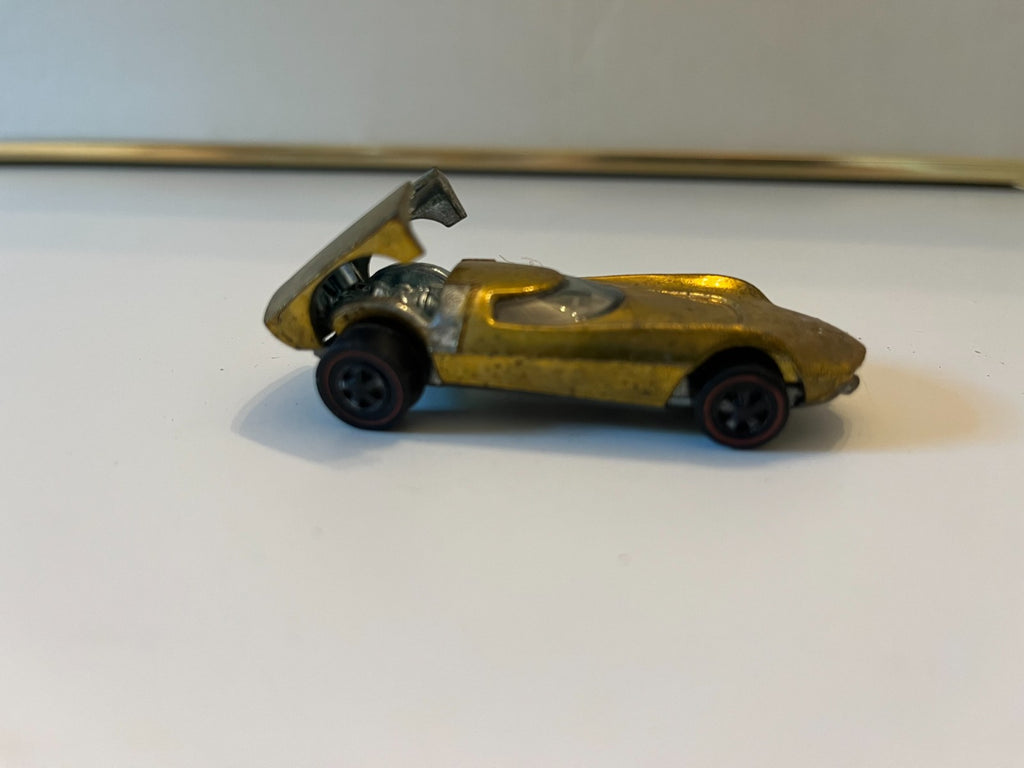 Vintage Mattel Hot Wheels Redline 1968 Turbofire Gold USA and medallion