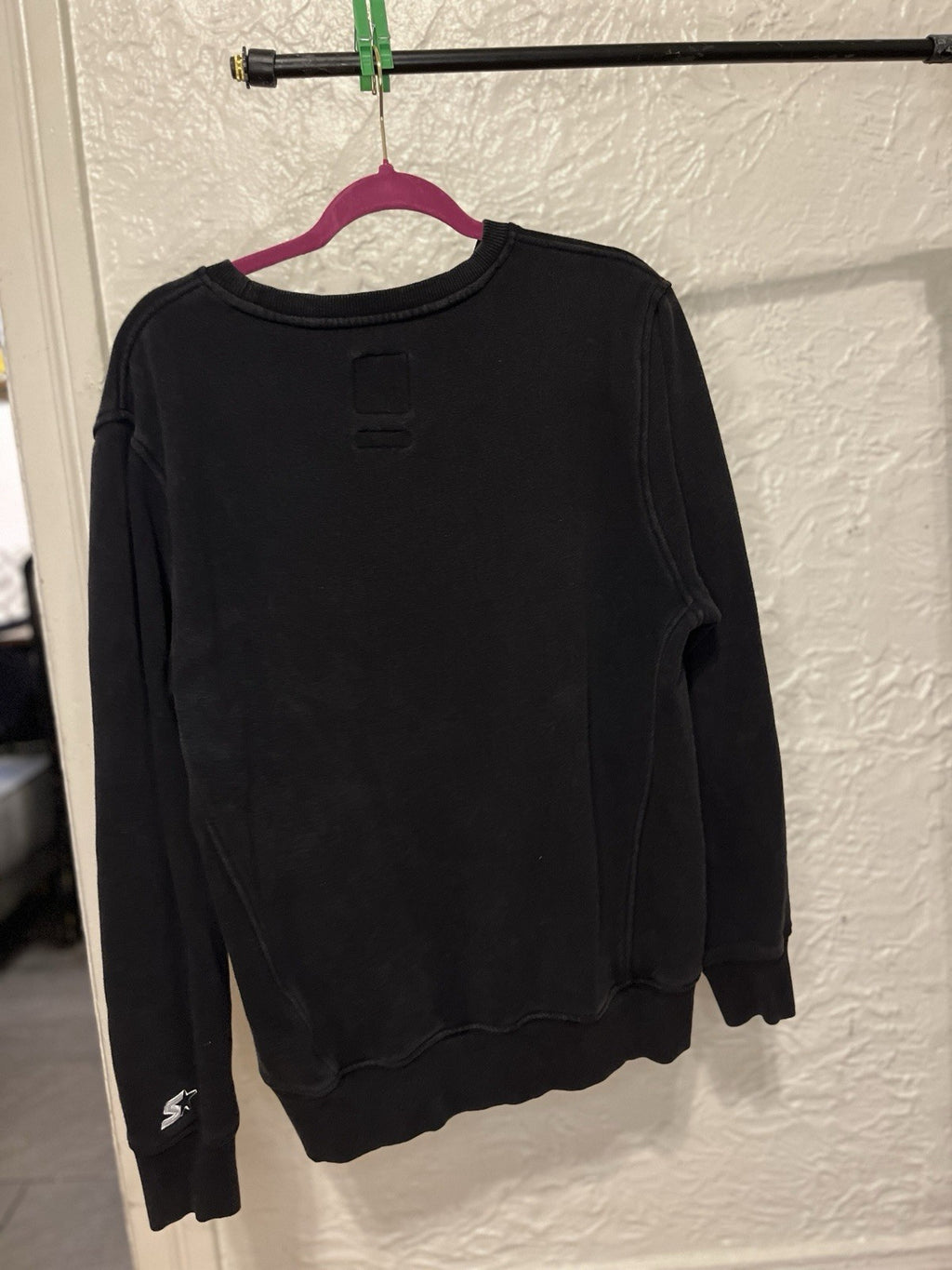 Starter Black Label crew neck size large
