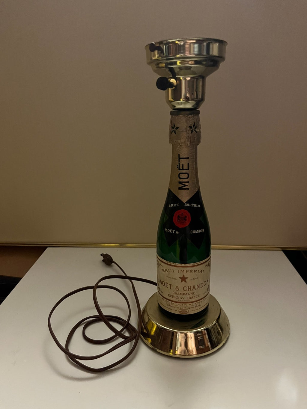 Vintage Moët Chandon Imperial Brut Champagne LAMP