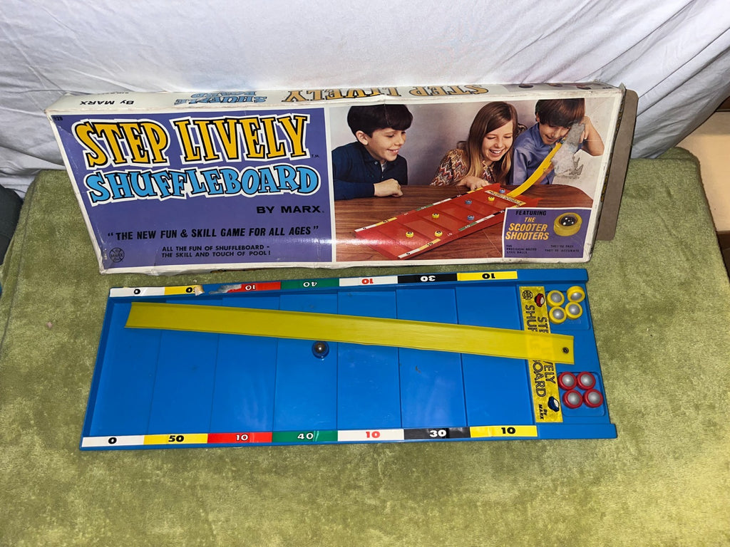 Vintage 1972 Louis Marx Step Lively Shuffle Board Table Top Game  complete