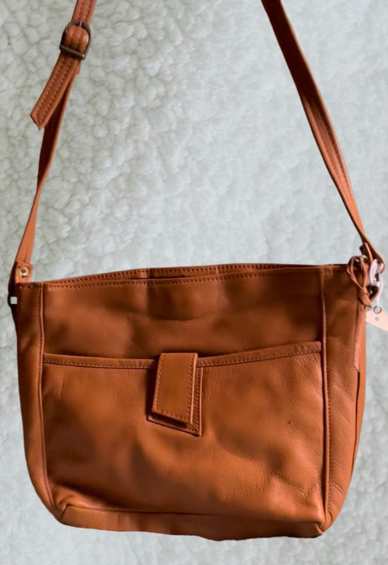 Vintage 1990s Brown Leather Crossbody Bag