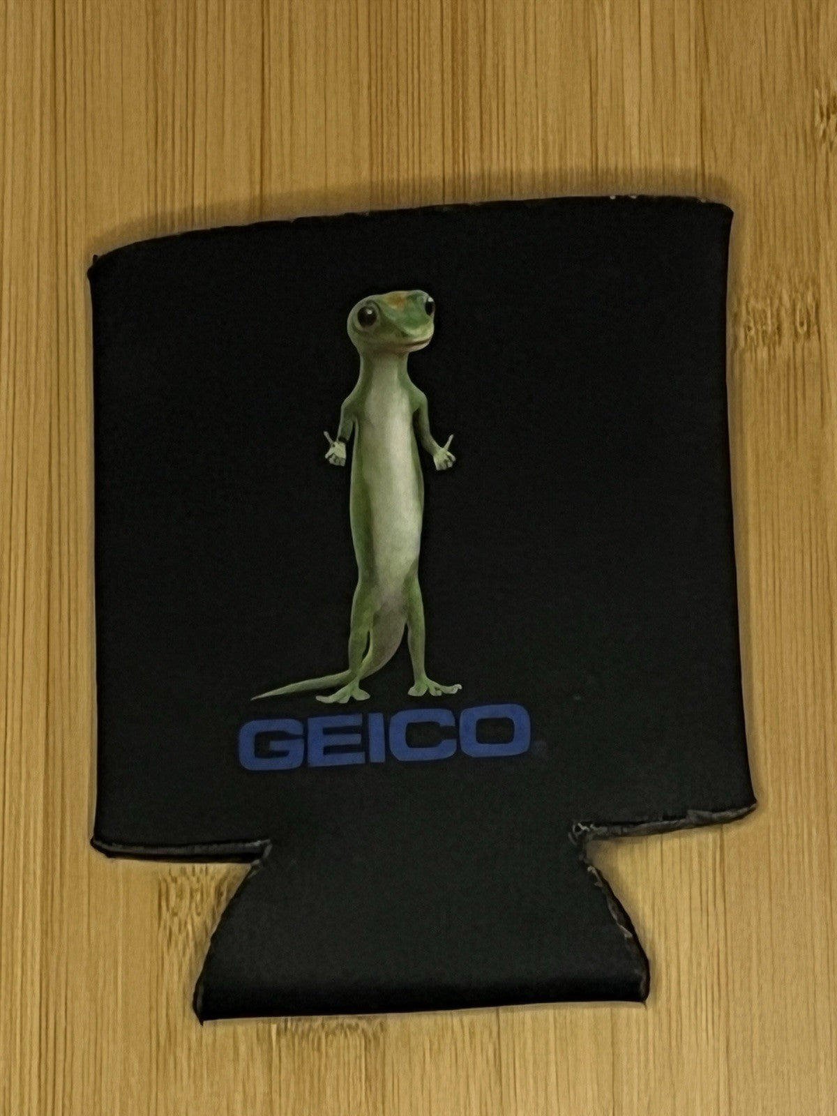Can/Bottle Koozie W/ Geico Gecko To Save Your Drink In 15 Minutes Or Less- New!
