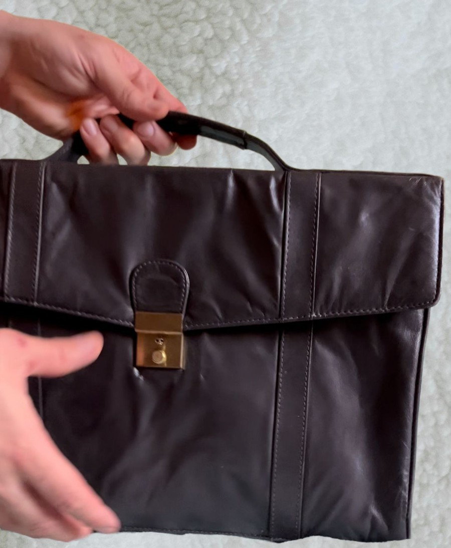 Vintage Dark Brown Leather Briefcase — Gold‑Tone Lock, Satin Lining, Top Handle