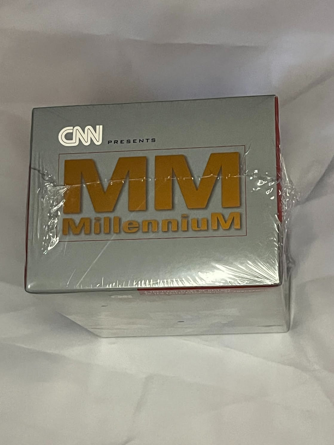 CNN Presents MILLENNIUM The Last 1000 Years  Warner 1999 5 VHS Video Box Set