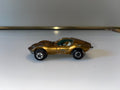 Johnny Lightning Topper Mako Shark Gold Red Inter. Red Line