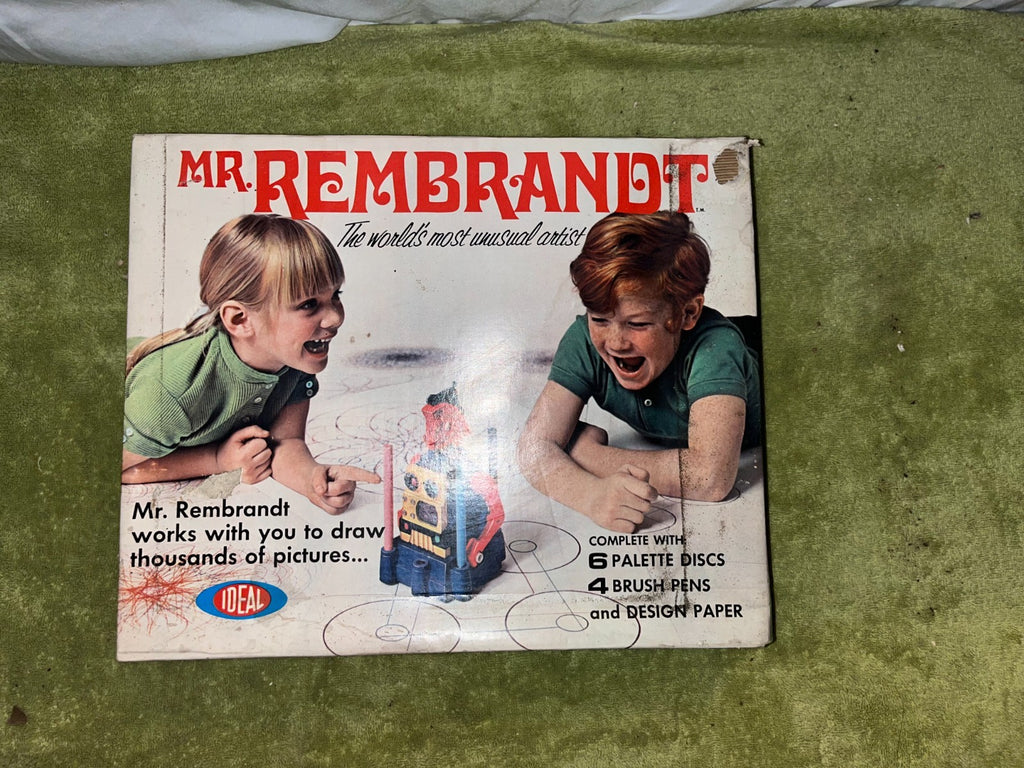 IDEAL MR. REMBRANDT ROBOT DRAWING BATTERY TOY SET BOXED
