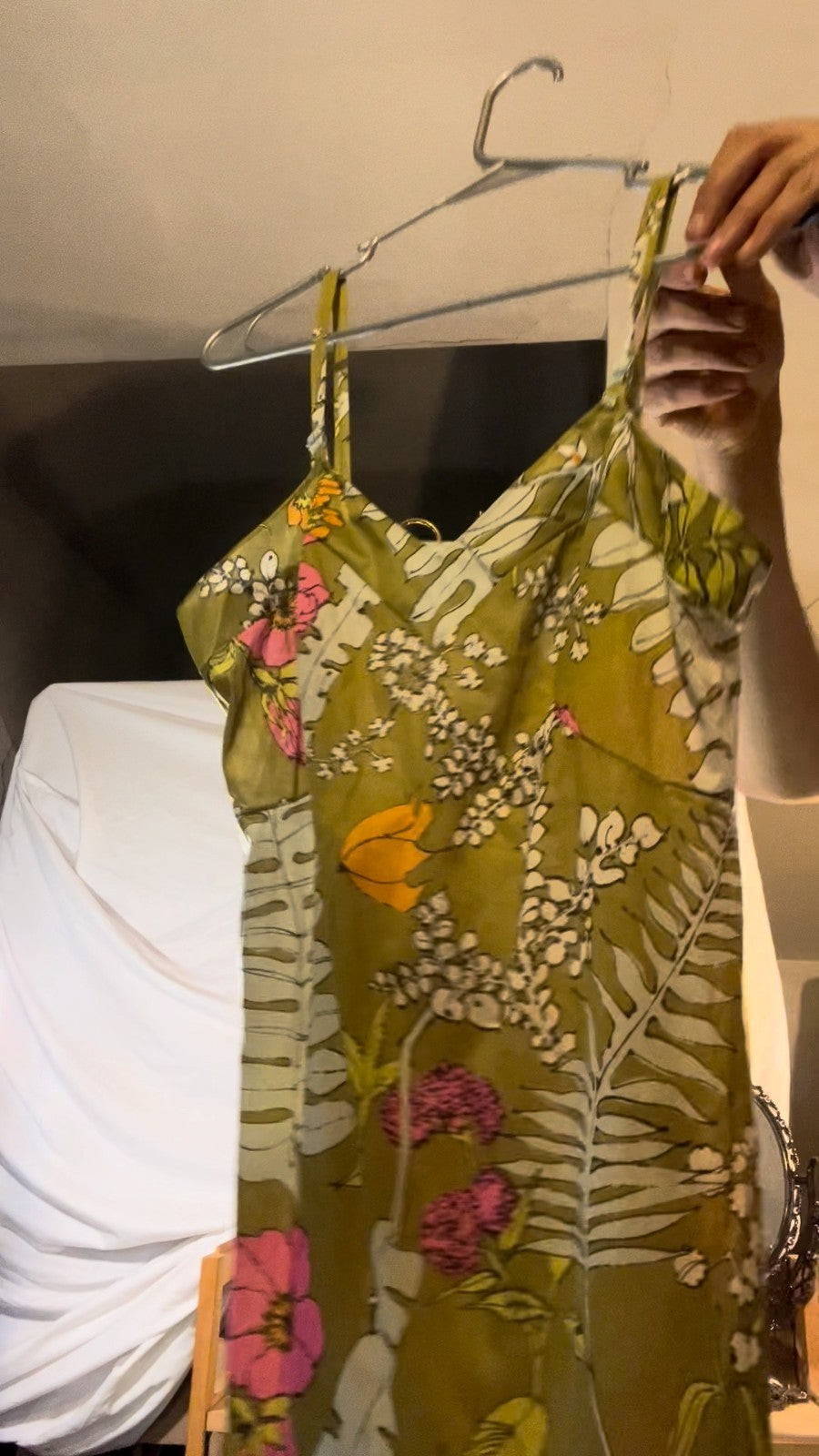 Vanity Fair  Avocado Green Floral 60s dress, See Photos For Measurements