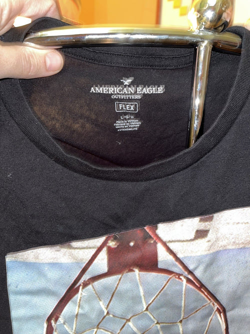 American Eagle Outfitters Basketball T-Shirt Mens Flex (L) Ball IN Rim