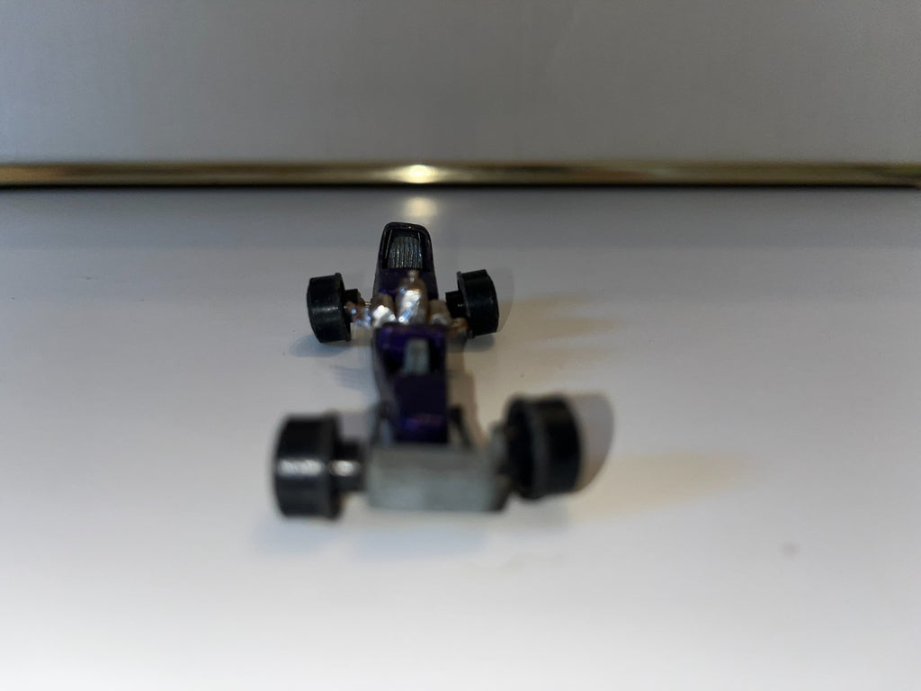 Johnny Lightning Topper Custom Dragster Purple Vintage