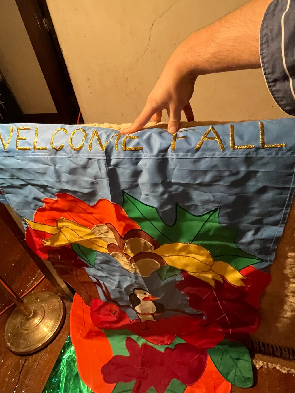 Welcome Fall House Flag with birds and wreath