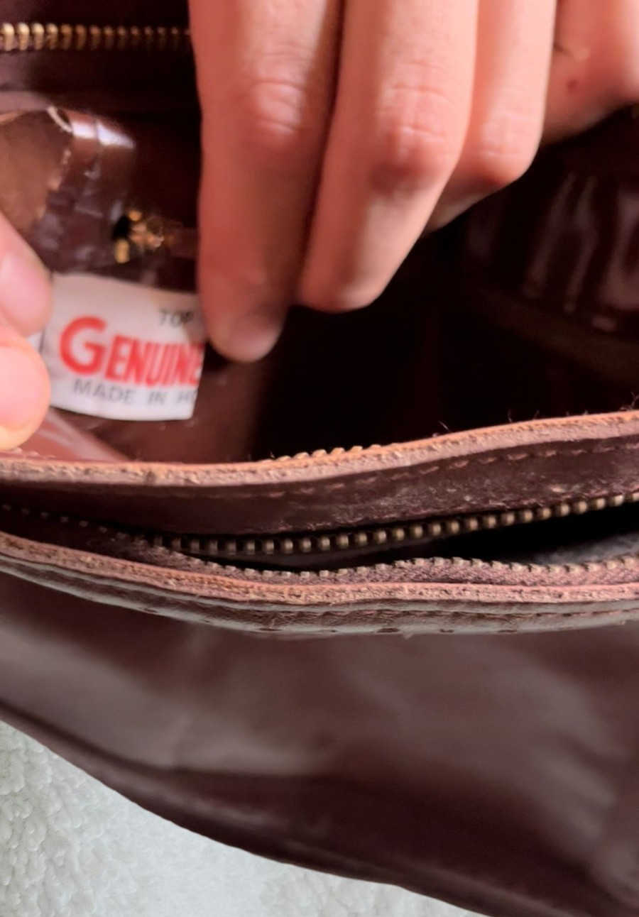 80's Vintage Hong Kong Genuine Leather Saddle‑Stitch Shoulder Bag