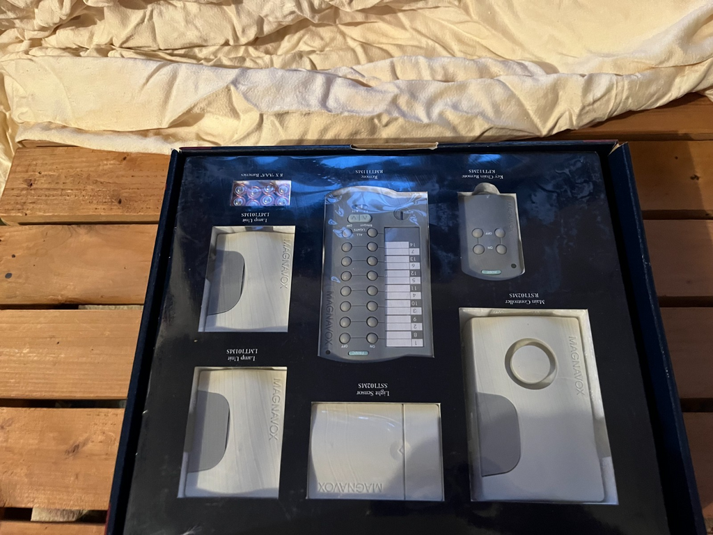 KEY CHAIN REMOTE MAGNAVOX HOME SECURITY LIGHTING KIT-GS21