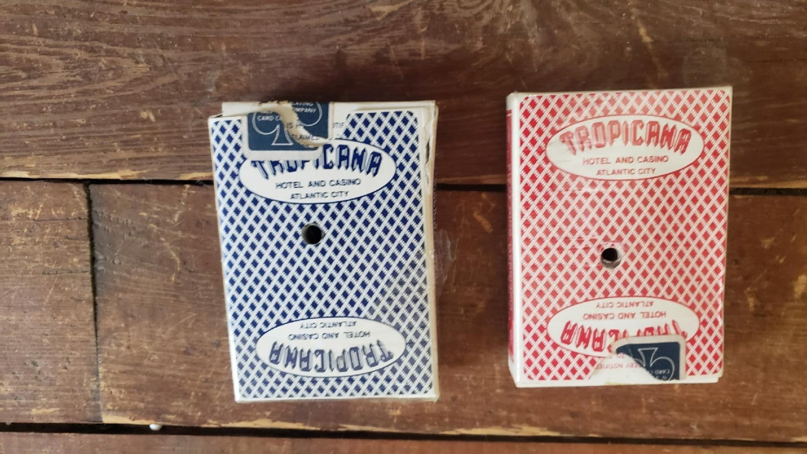 TROPICANA ATLANTIC CITY 2 DECKS OF CARDS