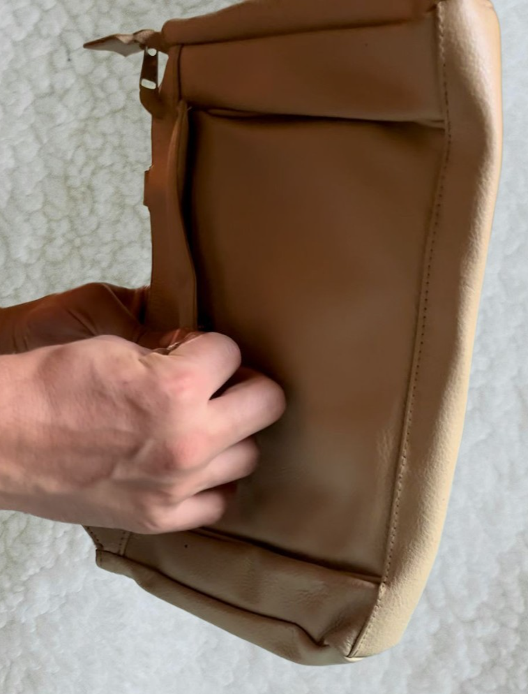 Vintage 90s Beige Leather Top‑Handle Handbag – Structured Front Pocket