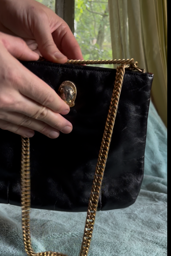 Vtg Ruth Saltz Cat Cougar Lion Head Black Leather Gold Chain Strap Purse Handbag