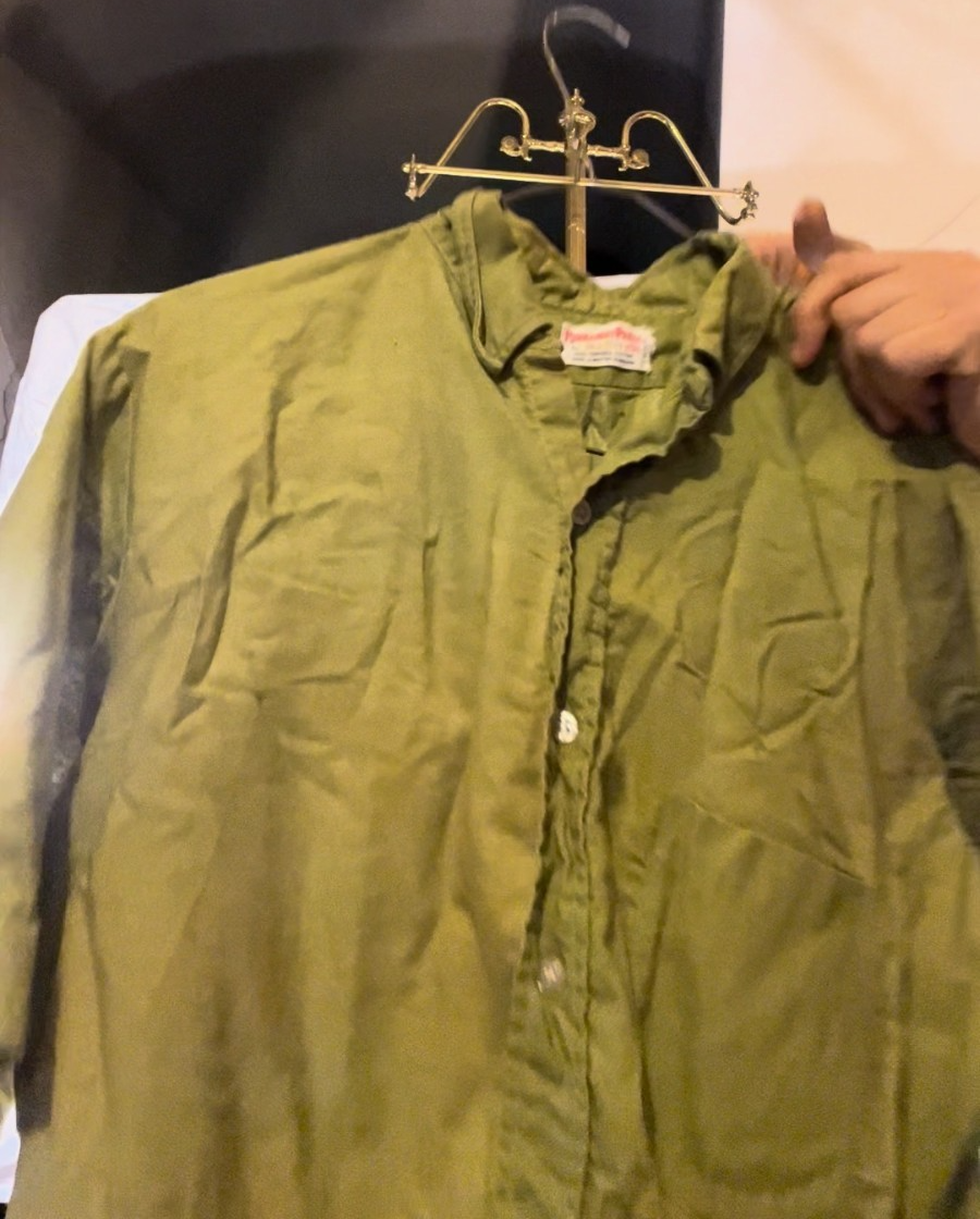 Vintage 60s Jayson British Hong Kong Green Cotton Shirt Permanent Press M/L