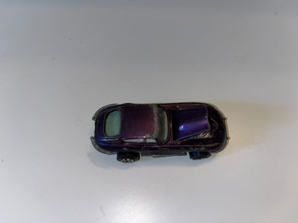 Johnny Lightning Topper Redline JAGUAR XKE Purple White Interior Very Nice !!