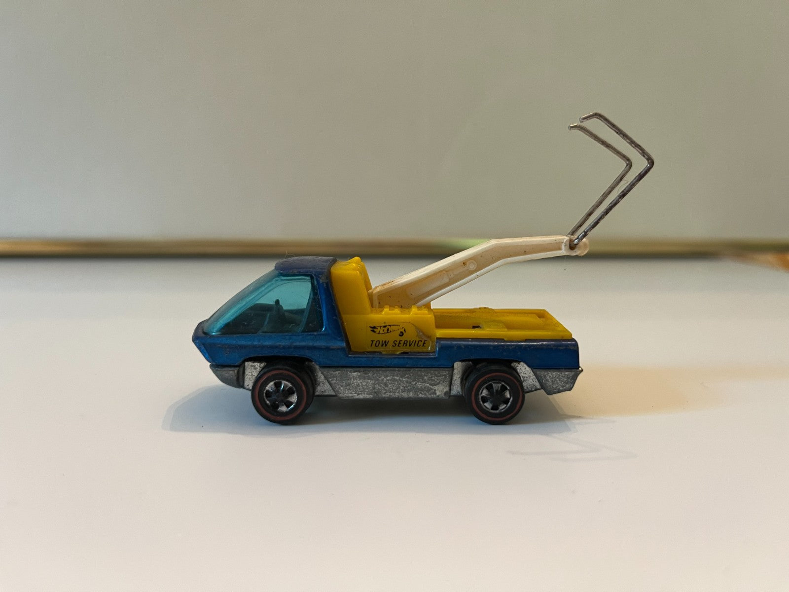 Superb Hot Wheels Redline US Heavy Weights Tow Truck Aqua Green Blue