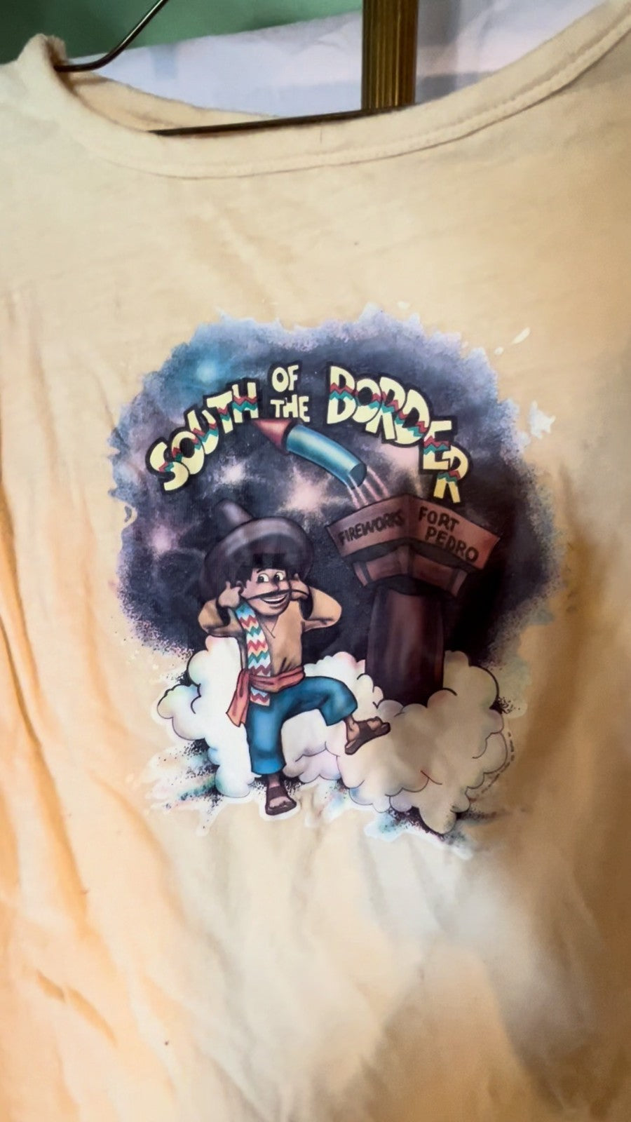 Vintage South of the Border Pedro Tee 80s 90s Tourist Souvenir Graphic USA