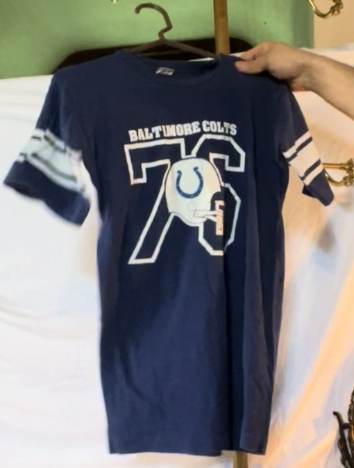 VINTAGE 1976 Champion Blue Bar Baltimore Colts Football T-Shirt Size Large