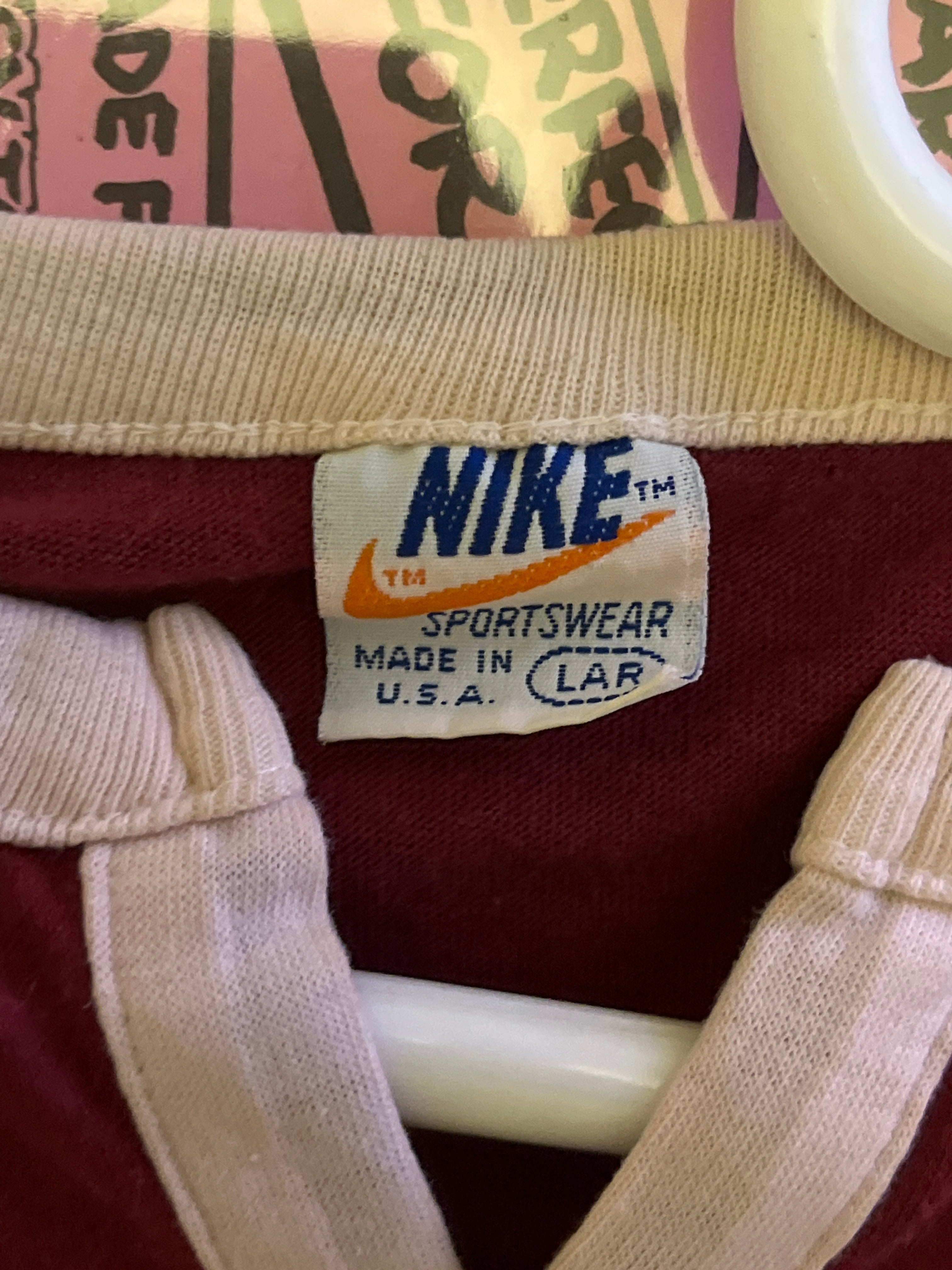 Vintage 90s Nike short sleeve maroon t shirt large zz