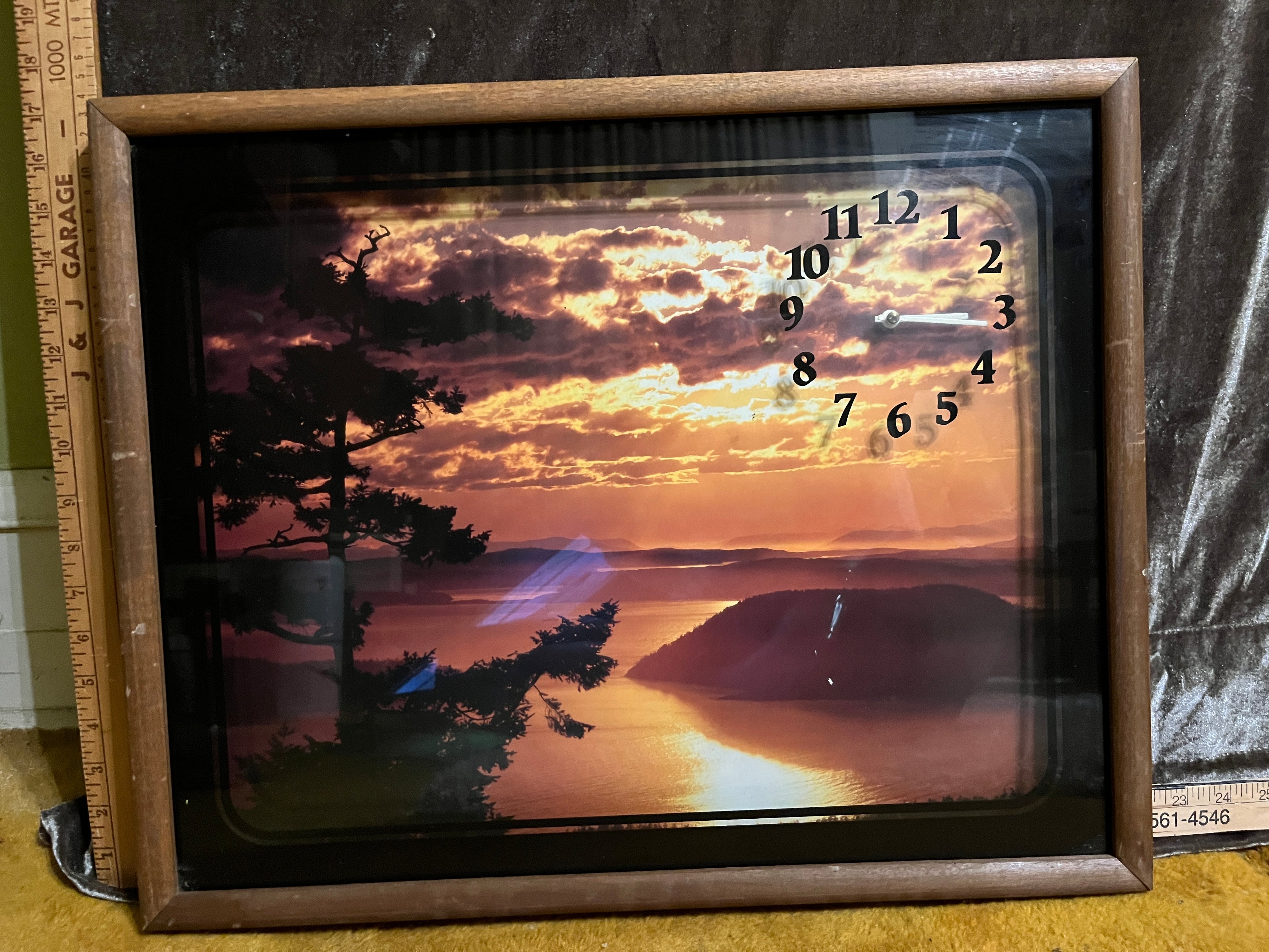 Vintage 1970s Intercraft Sunset Shadowbox Wall Clock (Working) 16x20 pf