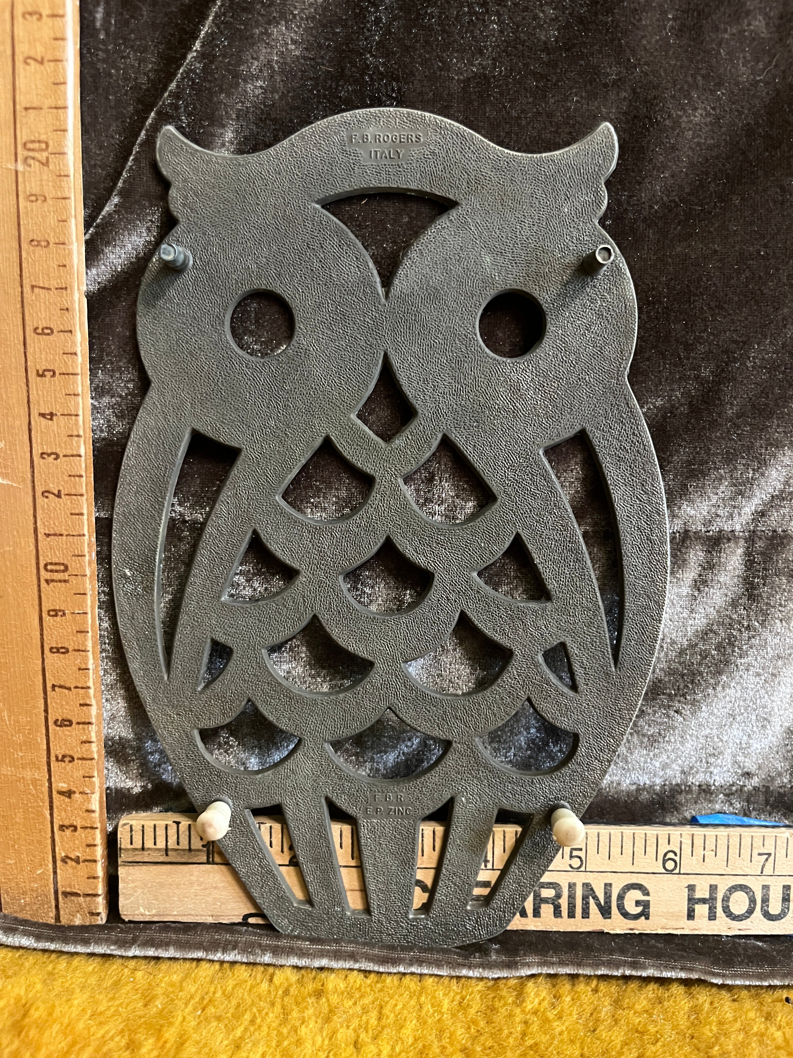 Vintage FB Rogers Silver-Tone Owl Trivet / Wall Art 8.5x5 inches pf