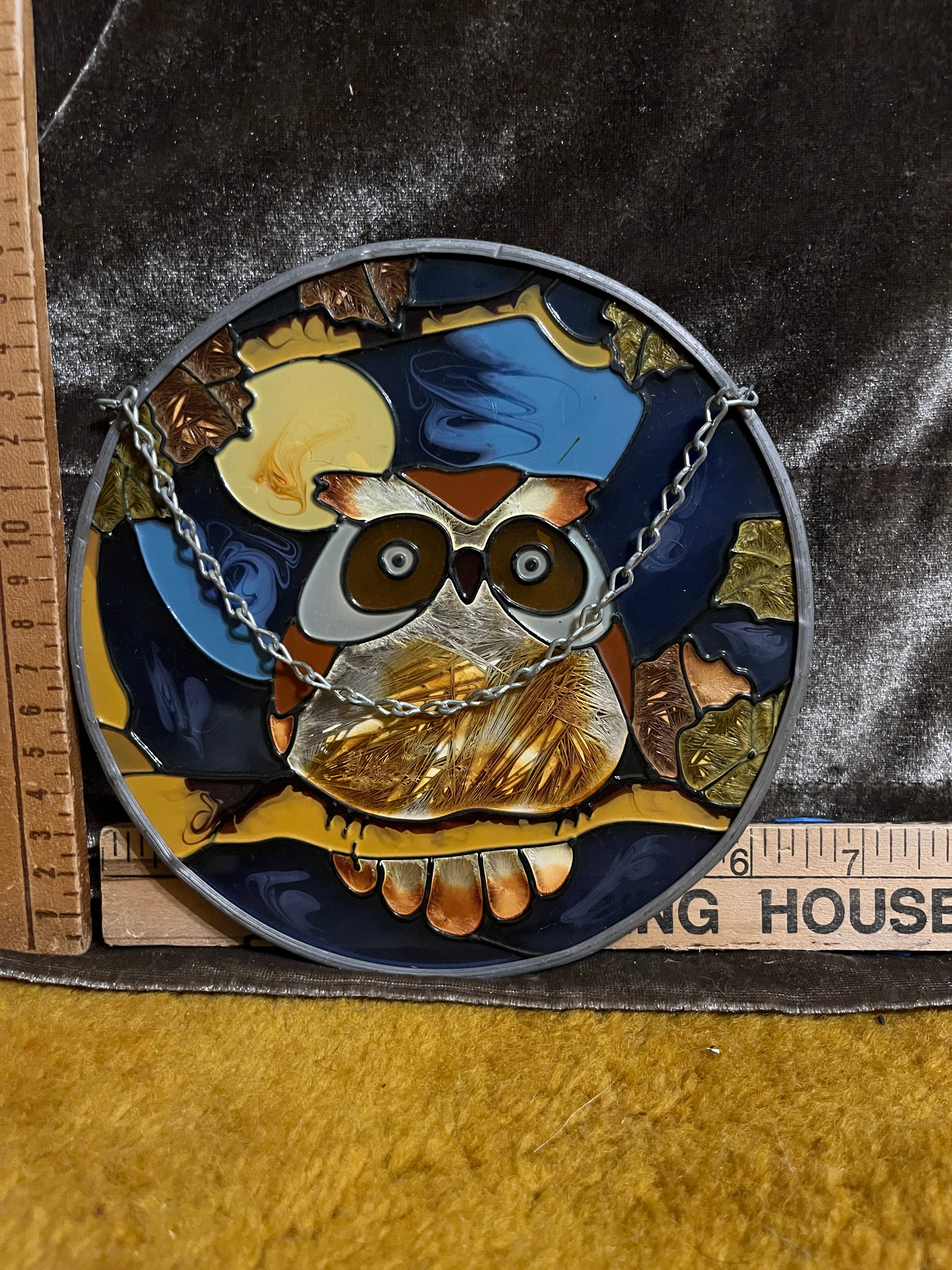 Vintage Mid-Century 1970s Stained Glass Owl Suncatcher – 6.5" Round Window Hanging pf