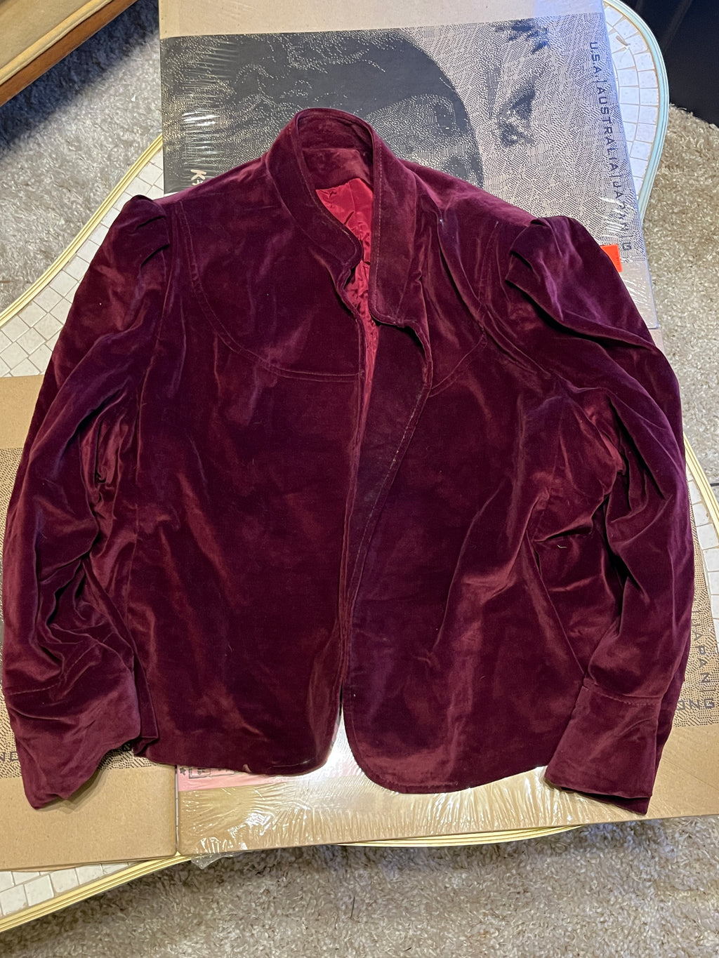 Vintage 80s red velvet jacket big shoulder pads zz