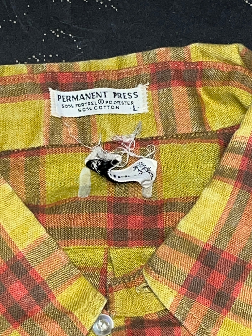 Vintage 1970s squire yellow red black flannel short sleeve large permanent press zz