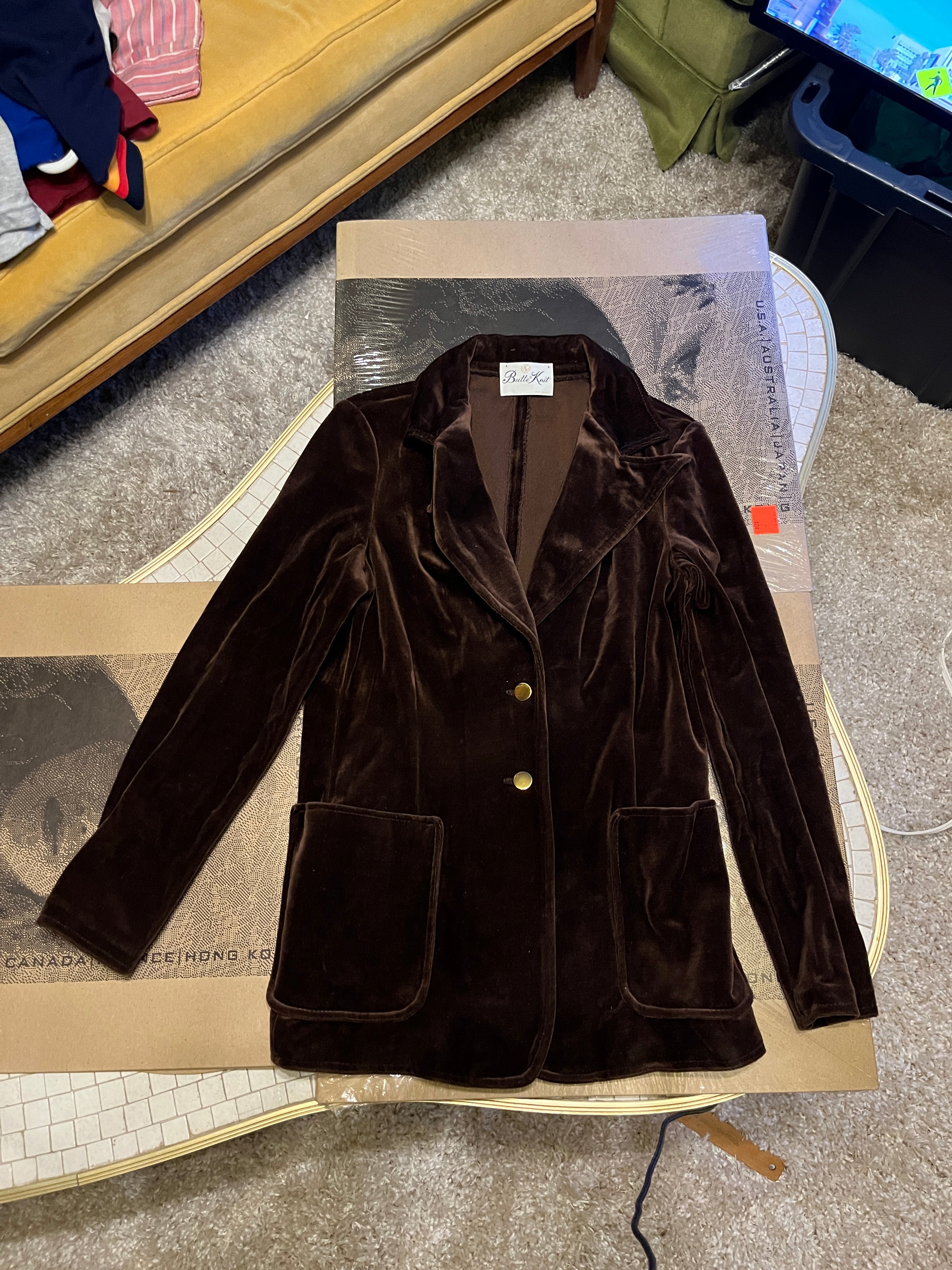 1970s butte knit brown velour two piece suit made in USA union made zz