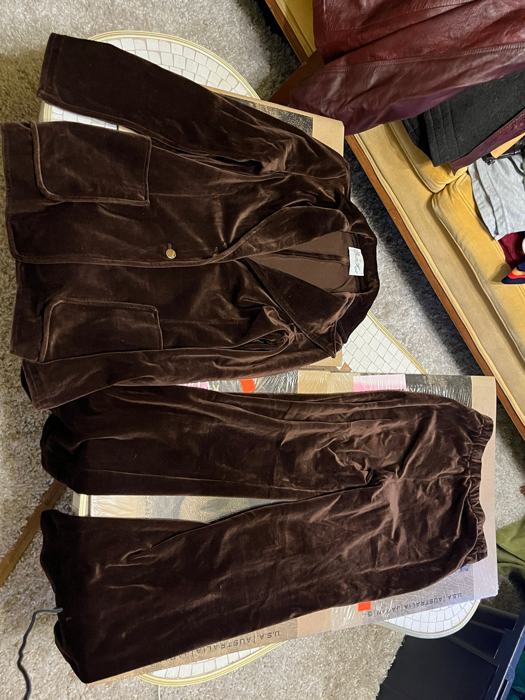 1970s butte knit brown velour two piece suit made in USA union made zz